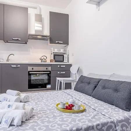 Apartment Gallarate Central Suite