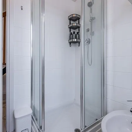 Gallarate Central Suite Apartment *