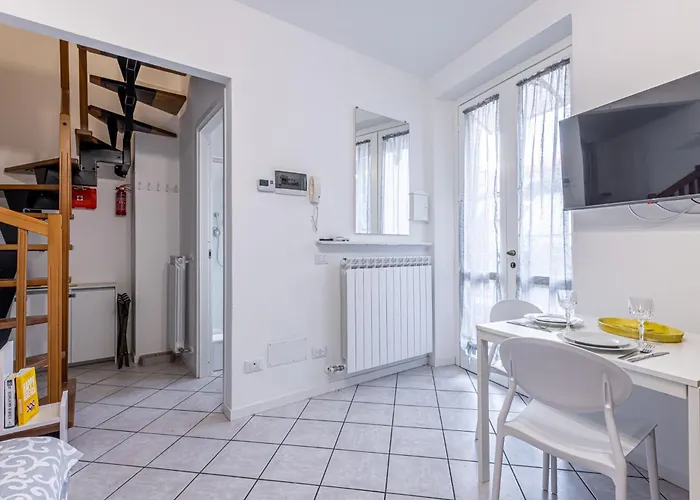 Daire Gallarate Central Suite Gallarate