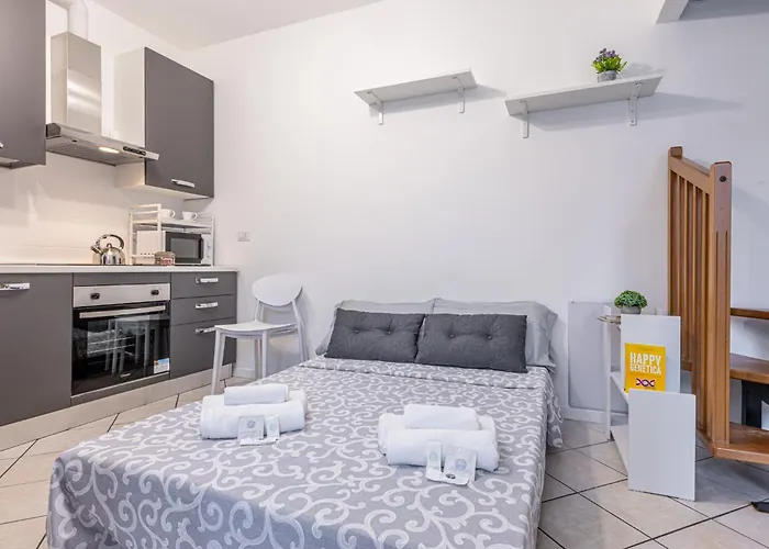 Daire Gallarate Central Suite Gallarate